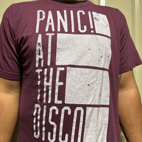 Burgundy Panic! At The Disco graphic tee - Picture 2 of 5